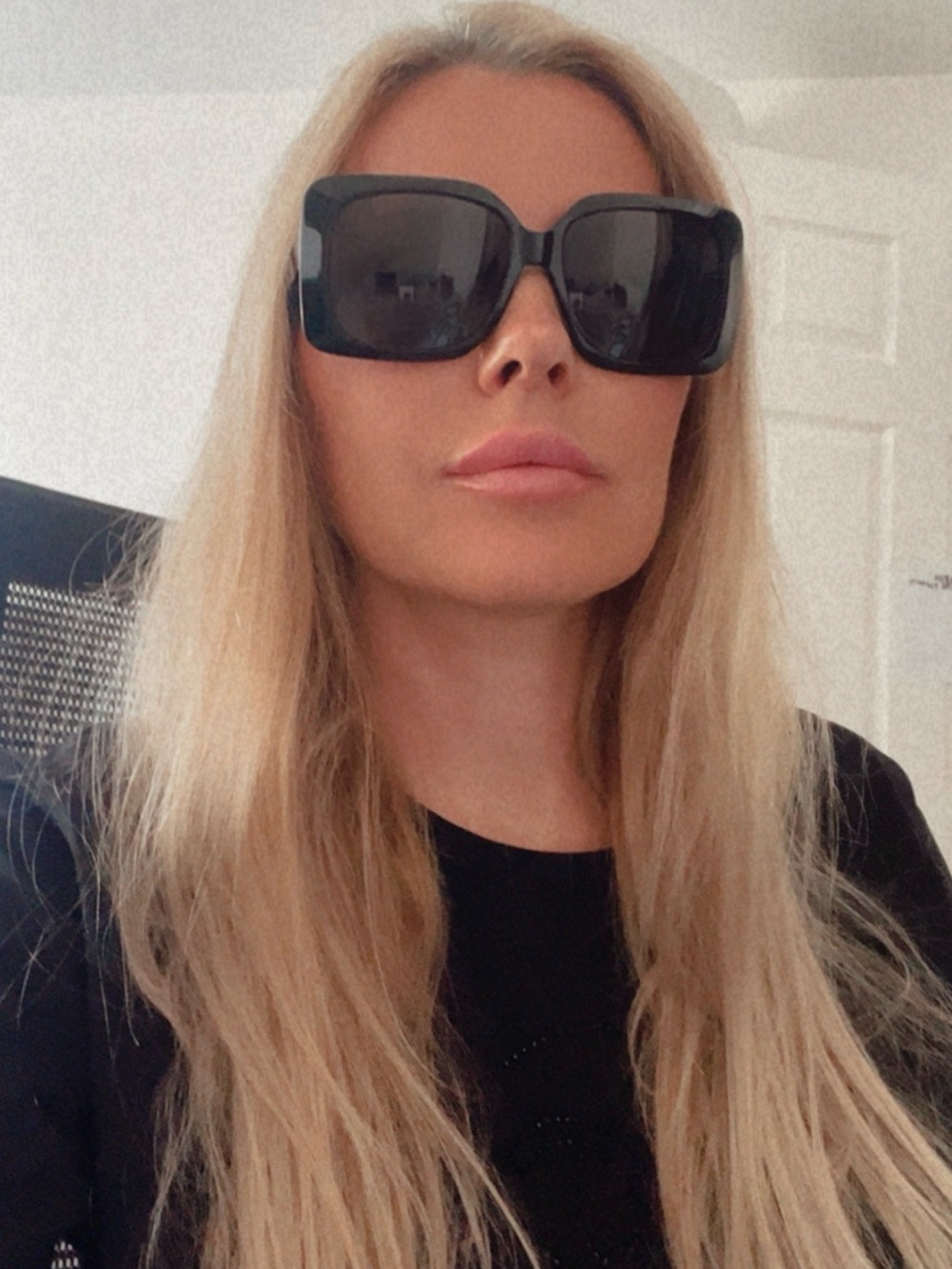 NEW CELINE CL40096I 01A
BLACK
SUNGLASSES 60-17-145